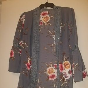 Floral Bell Sleeve Kimono